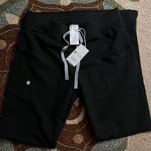 Figs black Kade Cargo Pants